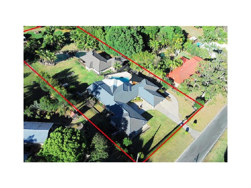 17 Jamberoo Ct, Tallebudgera QLD 4228