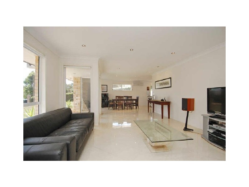 17 Jamberoo Ct, Tallebudgera QLD 4228