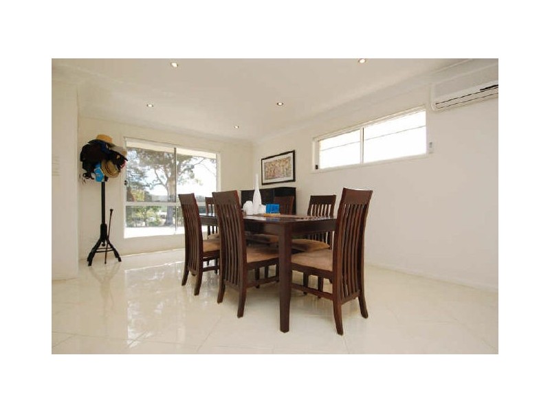 17 Jamberoo Ct, Tallebudgera QLD 4228