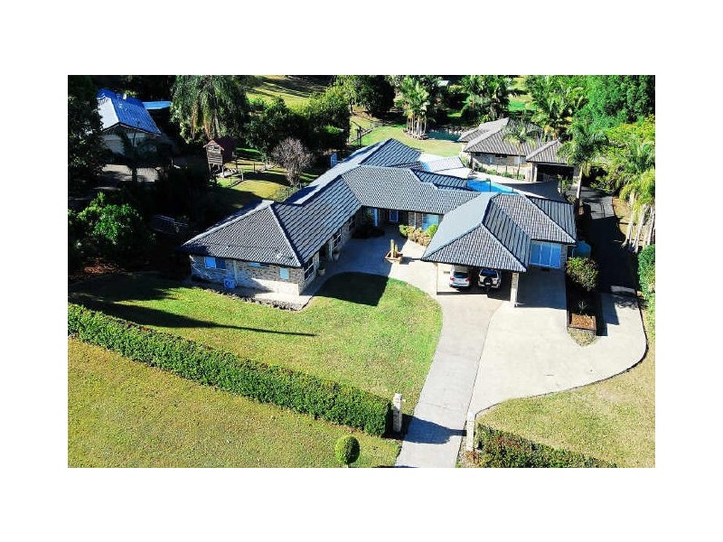 17 Jamberoo Ct, Tallebudgera QLD 4228