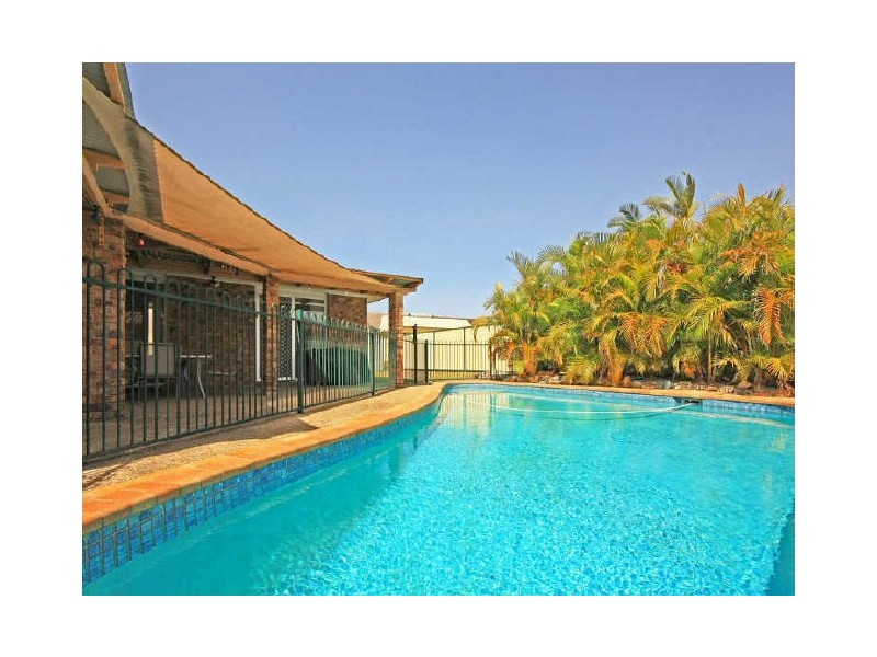 62 Treeview Drive, Burleigh Waters QLD 4220