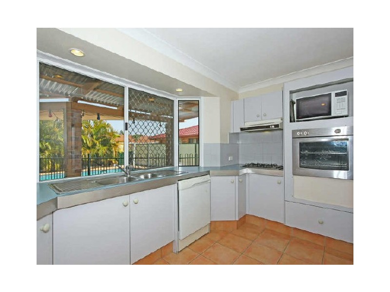 62 Treeview Drive, Burleigh Waters QLD 4220