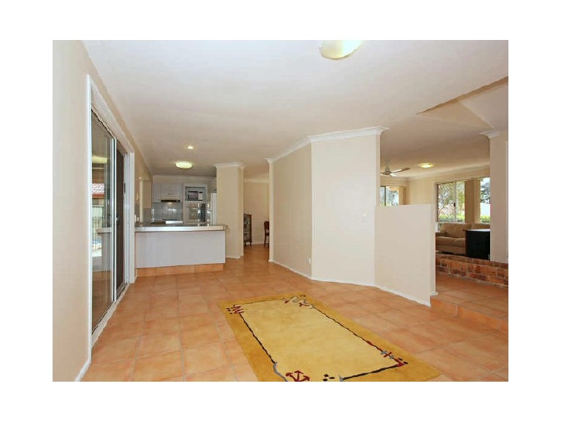 62 Treeview Drive, Burleigh Waters QLD 4220