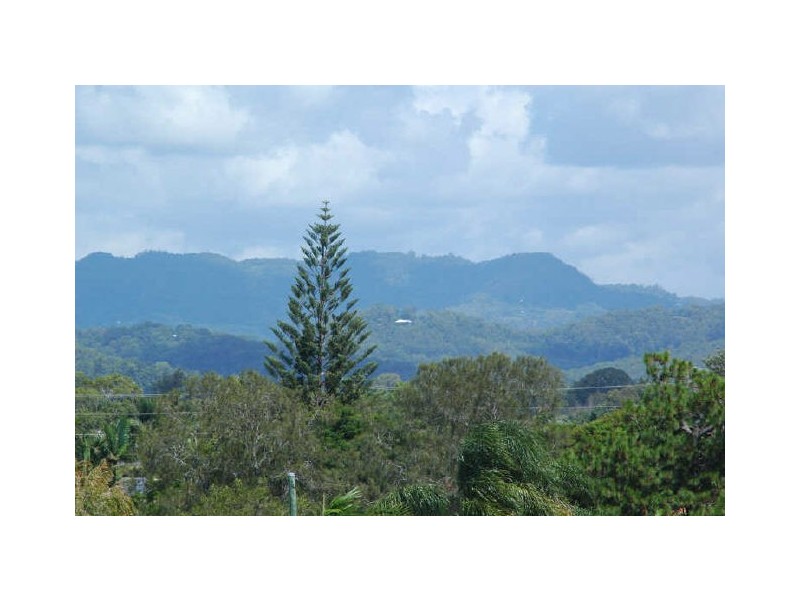 1/61 Tallebudgera Drive, Palm Beach QLD 4221