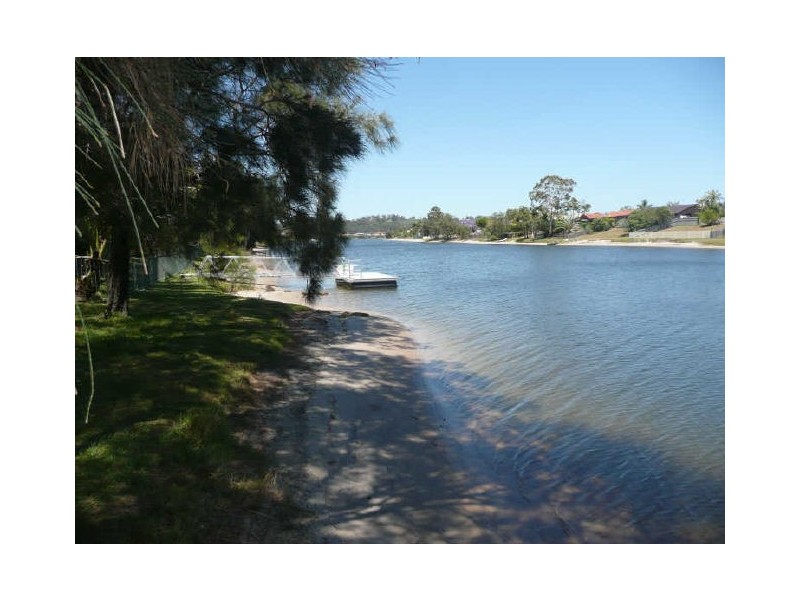 70 Jabiru Av, Burleigh Waters QLD 4220