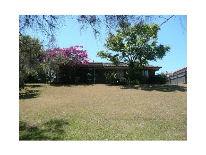 70 Jabiru Av, Burleigh Waters QLD 4220