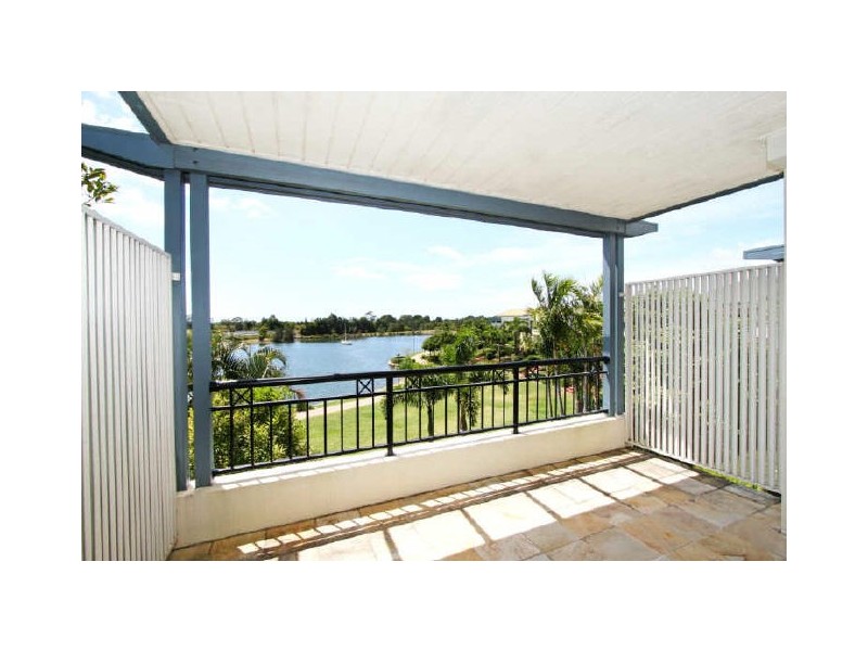 1027/1 The Cove Cres, Carrara QLD 4211