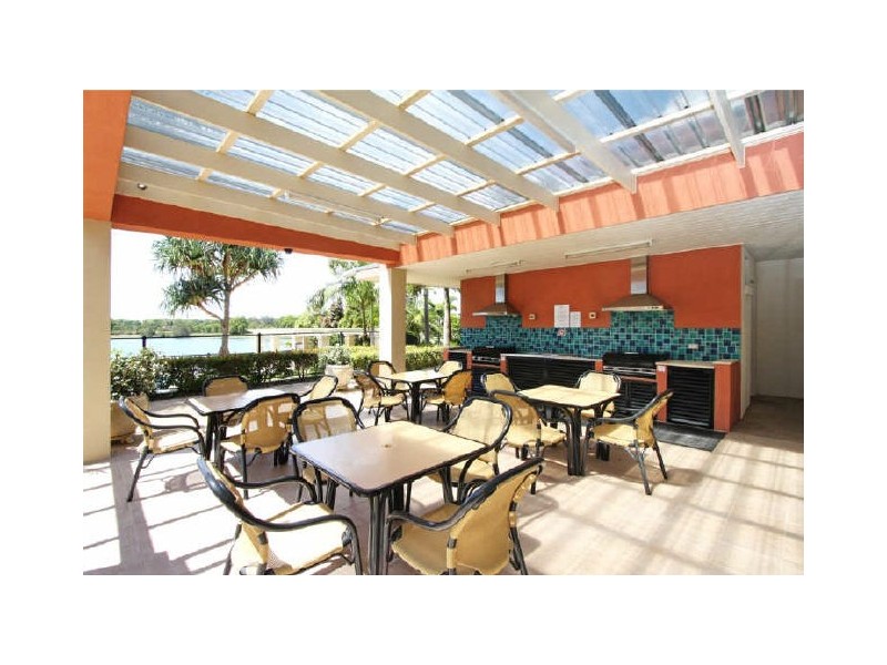 1027/1 The Cove Cres, Carrara QLD 4211