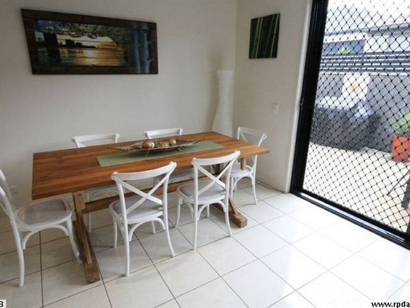 4/26 Castello Cct, Varsity Lakes QLD 4227