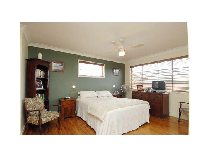 142 Acanthus Av, Burleigh Heads QLD 4220