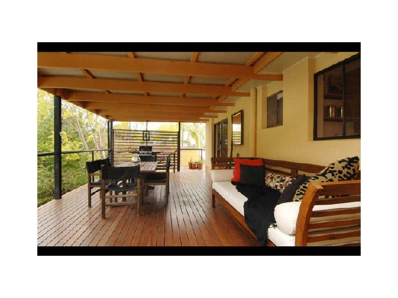 142 Acanthus Av, Burleigh Heads QLD 4220