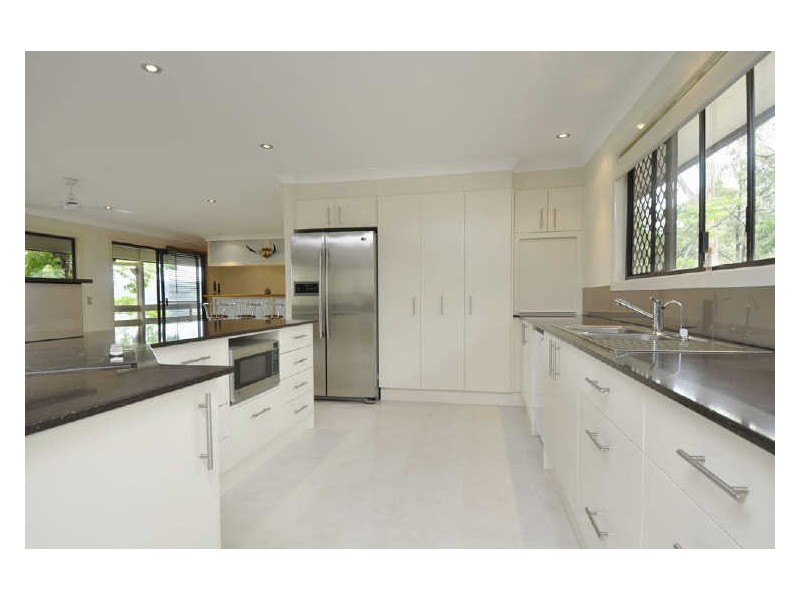 7 Reynella Rd, Tallebudgera QLD 4228