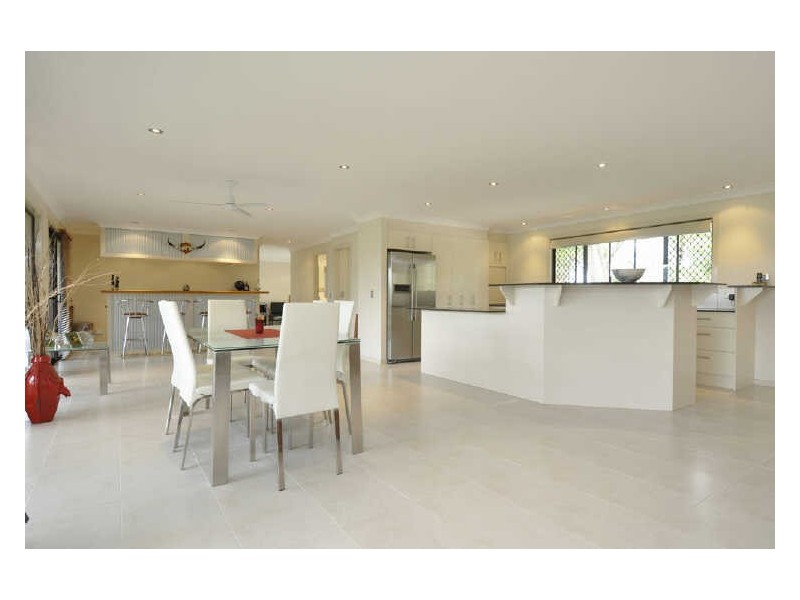 7 Reynella Rd, Tallebudgera QLD 4228