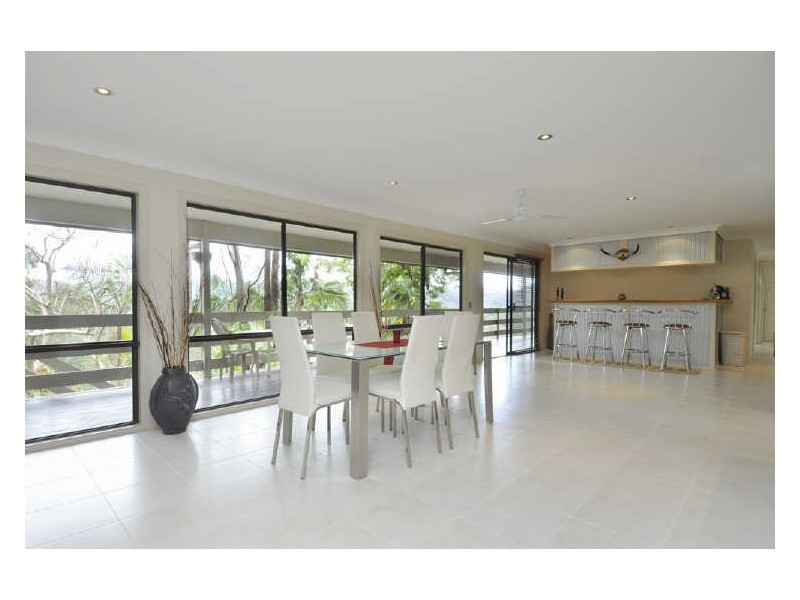 7 Reynella Rd, Tallebudgera QLD 4228