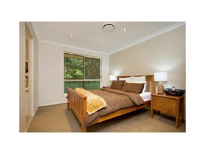 24 Egret Av, Burleigh Waters QLD 4220