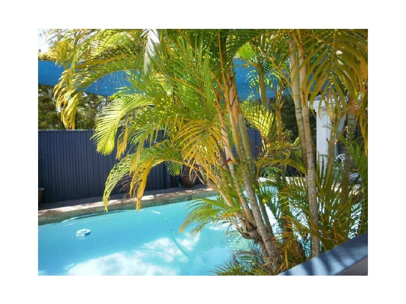 22 Firestone Court, Robina QLD 4226