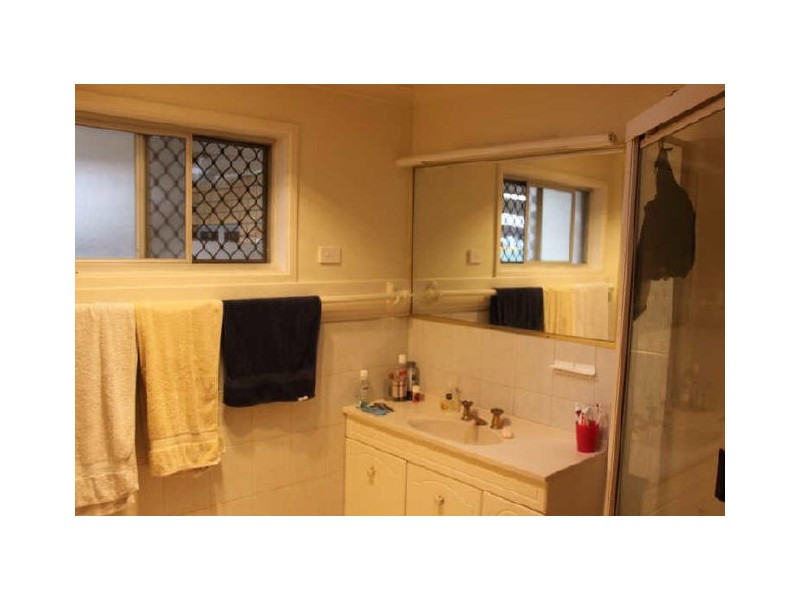 40 Banksia Bwy, Burleigh Waters QLD 4220