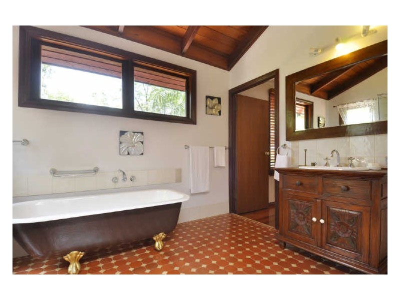 9 Wednesday Drive, Tallebudgera Valley QLD 4228