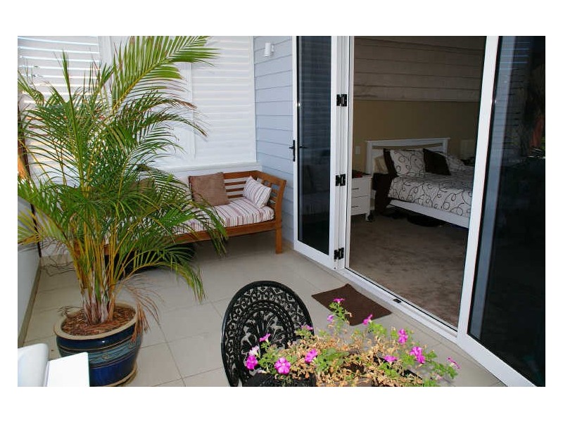 2/4 Cedar Court, Burleigh Heads QLD 4220