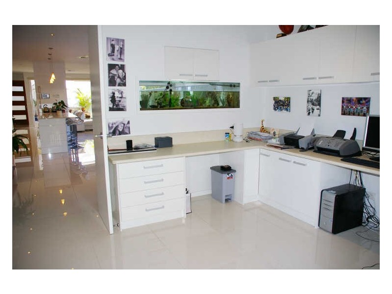 2/4 Cedar Court, Burleigh Heads QLD 4220