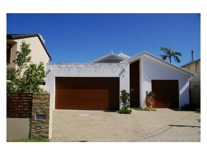 2/4 Cedar Court, Burleigh Heads QLD 4220