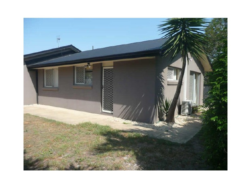 2/8 Bali Avenue, Palm Beach QLD 4221