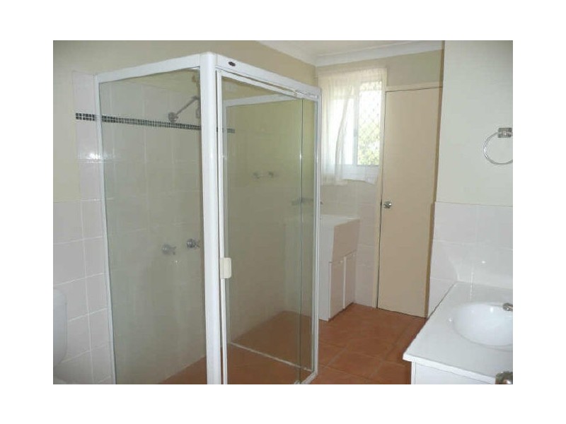 2/8 Bali Avenue, Palm Beach QLD 4221