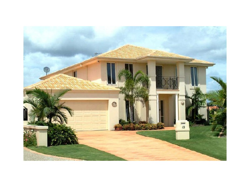 13 St Helens Court, Burleigh Waters QLD 4220