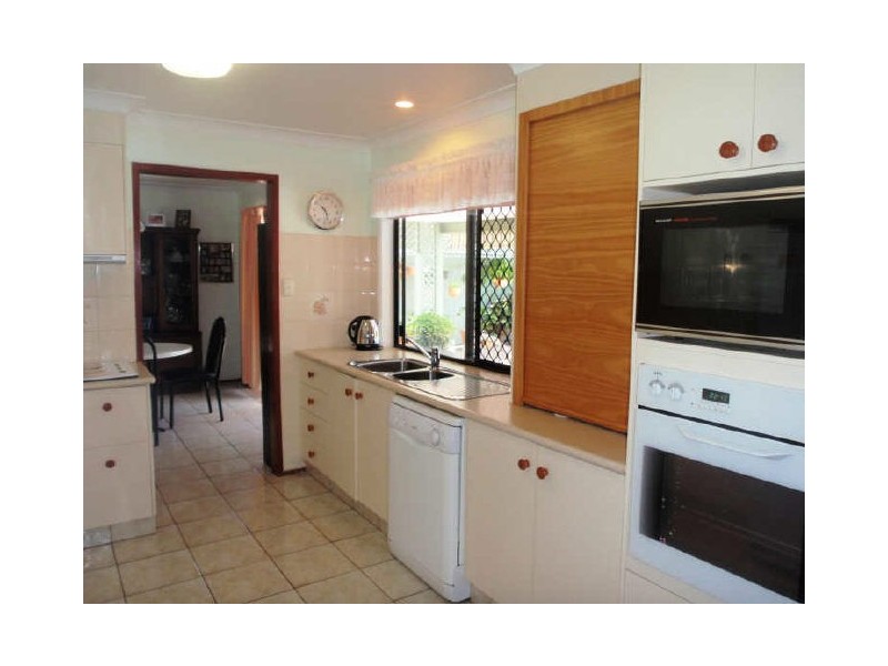 11 Chauvel Court, Currumbin Waters QLD 4223