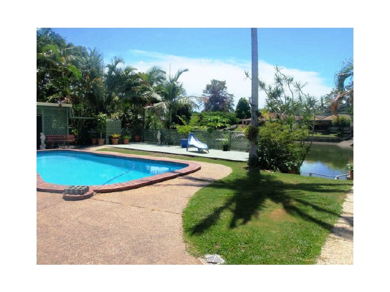 11 Chauvel Court, Currumbin Waters QLD 4223