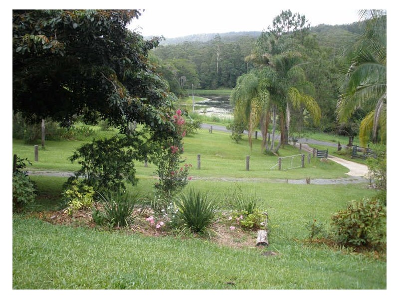 36 Dove Rd, Tallebudgera Valley QLD 4228