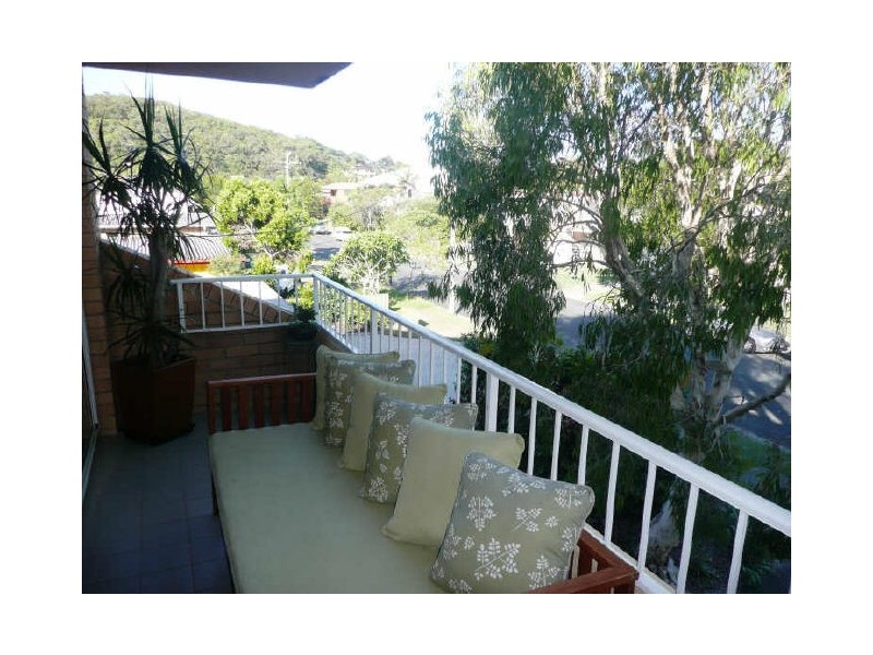 8/21 Bullimah Avenue, Burleigh Heads QLD 4220