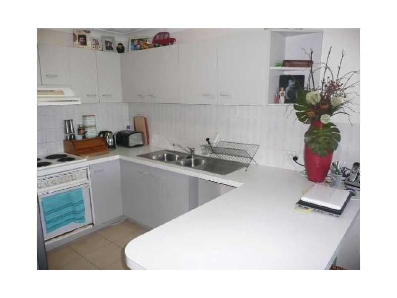 8/21 Bullimah Avenue, Burleigh Heads QLD 4220