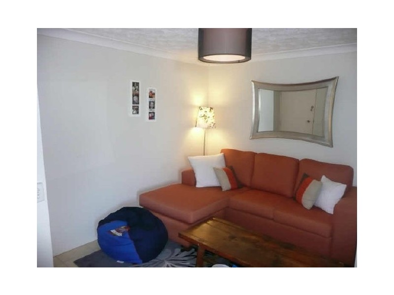 8/21 Bullimah Avenue, Burleigh Heads QLD 4220