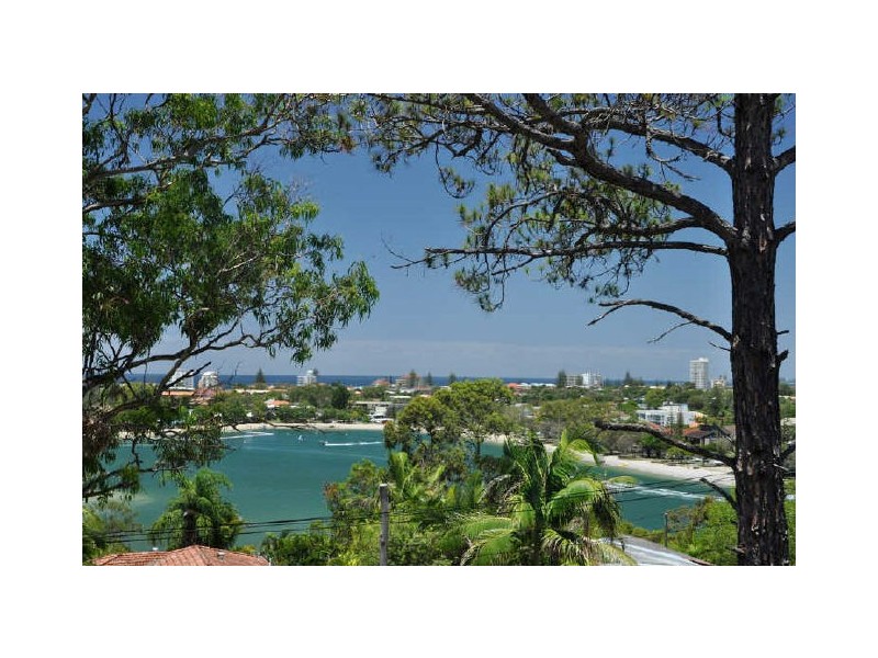 87 Ocean Parade, Burleigh Heads QLD 4220