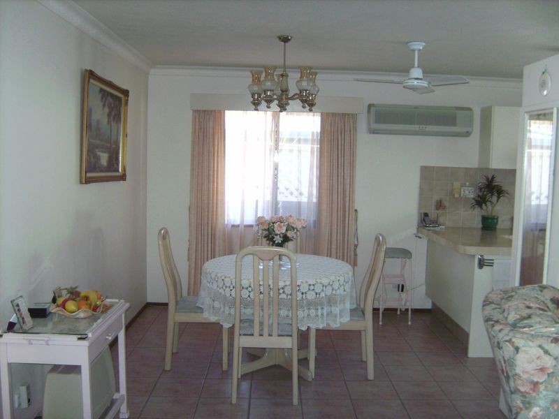 8/3 Township Drive, West Burleigh QLD 4219