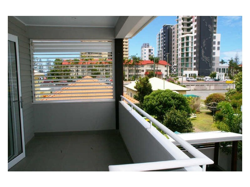 2/3 Banksia Bwy, Burleigh Heads QLD 4220