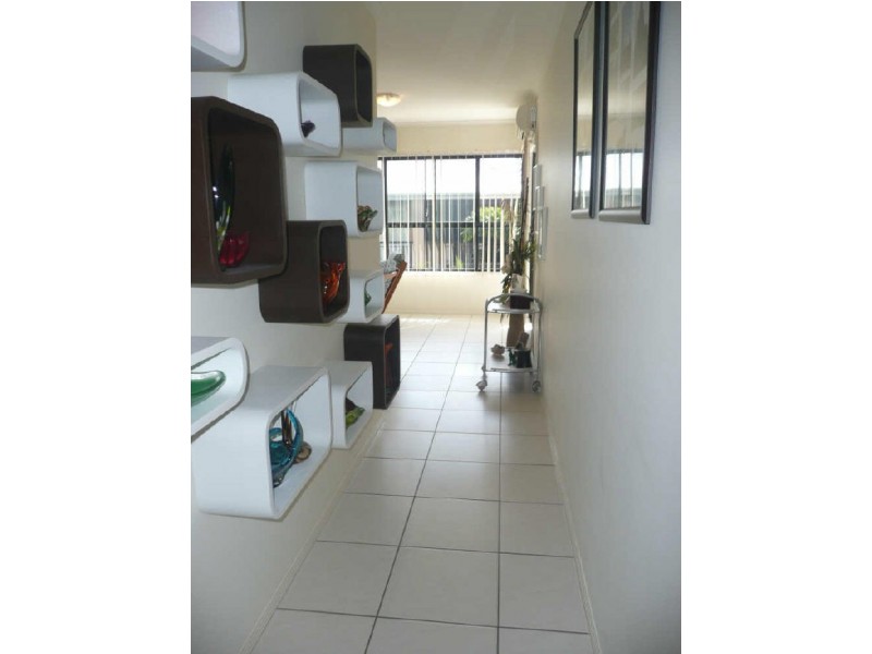 9/2104 Gold Coast Highway, Miami QLD 4220