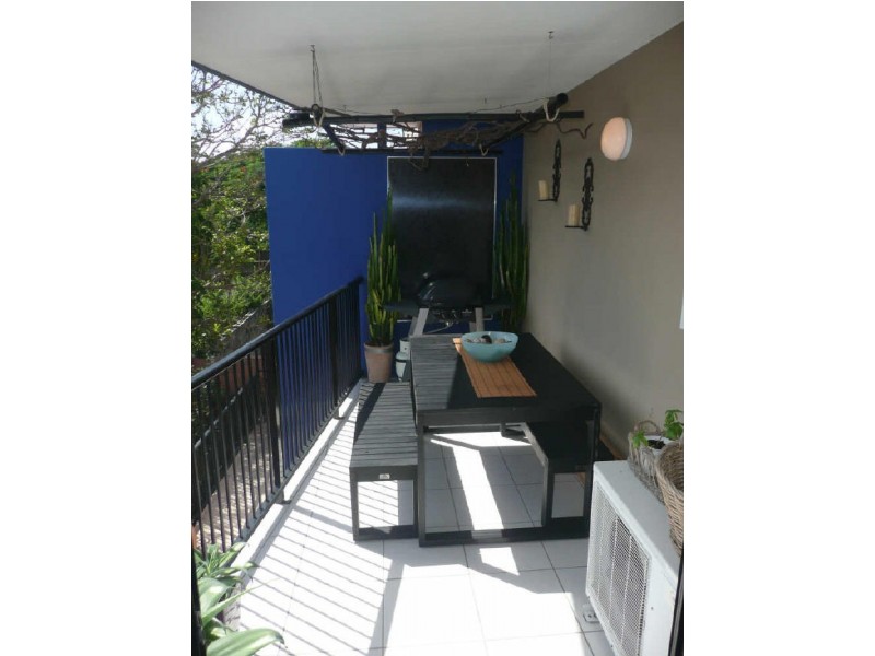 9/2104 Gold Coast Highway, Miami QLD 4220