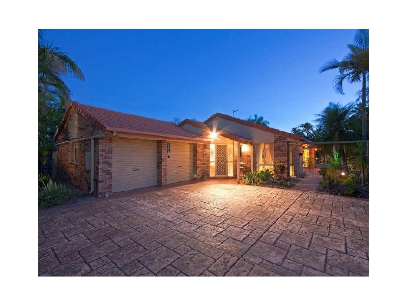 9 Stonyfell Court, Varsity Lakes QLD 4227