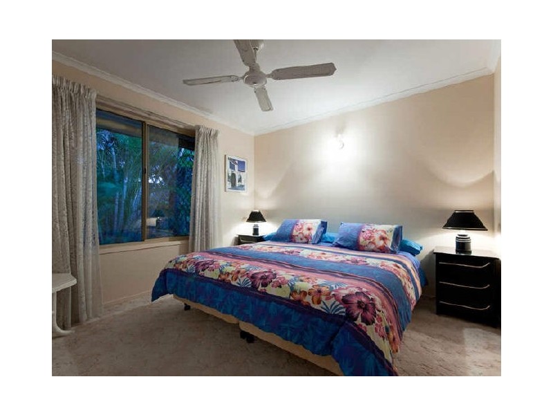 9 Stonyfell Court, Varsity Lakes QLD 4227