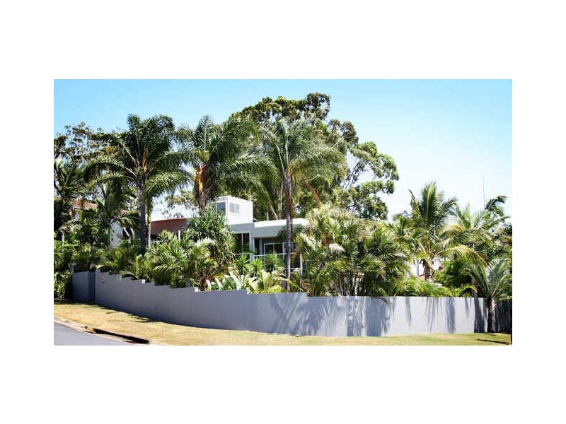 1 Kaffia Court, Elanora QLD 4221