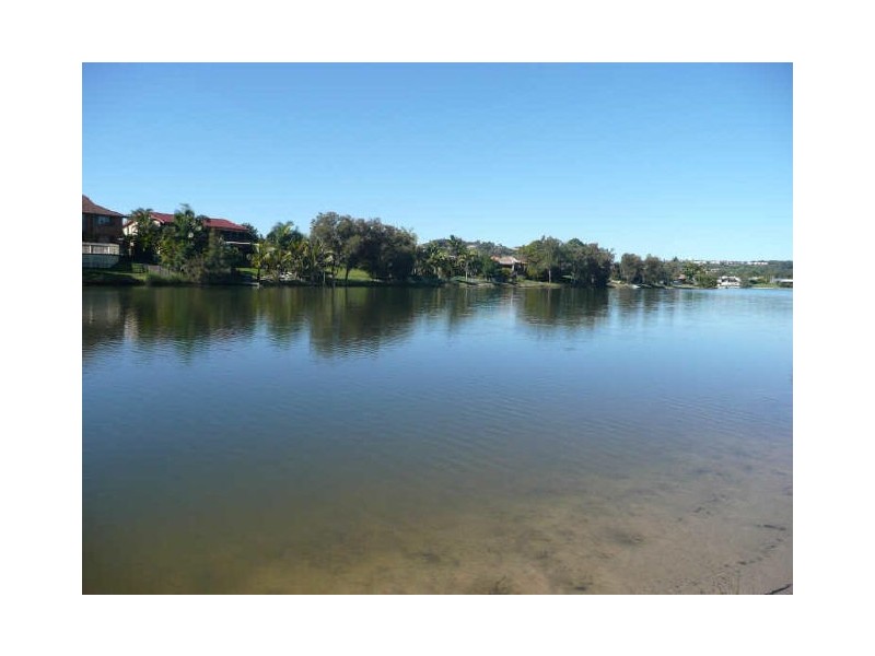 40 Dunlin Dr, Burleigh Waters QLD 4220