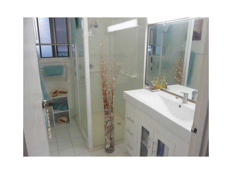 80/3 Township Drive, Burleigh Heads QLD 4220