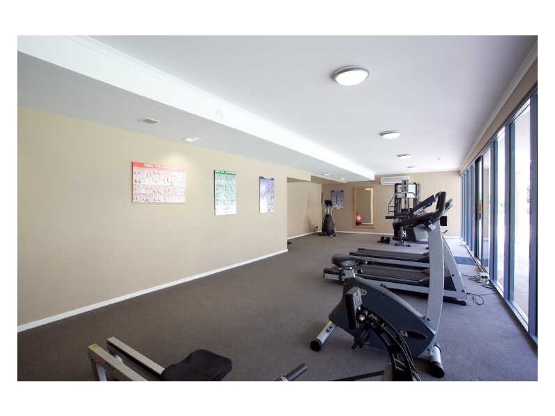 1060/1 Ocean Street, Burleigh Heads QLD 4220