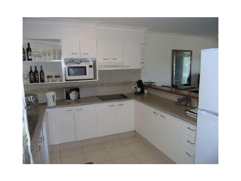 4/14 Brake Street, Burleigh Heads QLD 4220