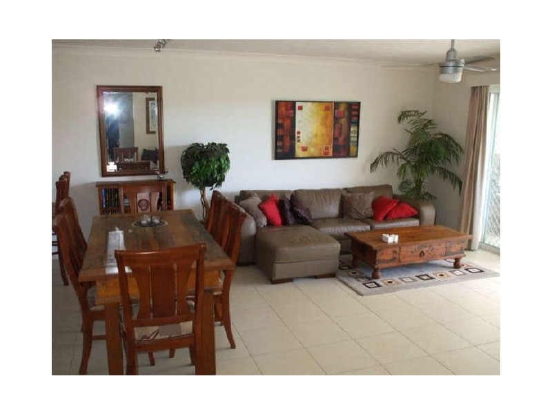 4/14 Brake Street, Burleigh Heads QLD 4220