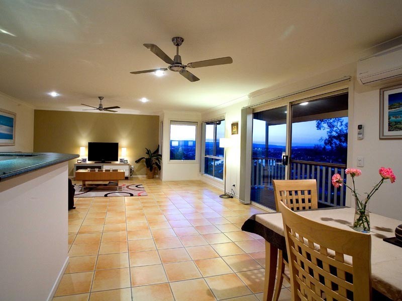 2/3 View Street, Burleigh Heads QLD 4220
