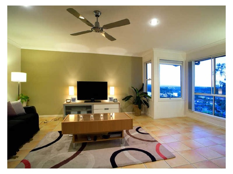 2/3 View Street, Burleigh Heads QLD 4220