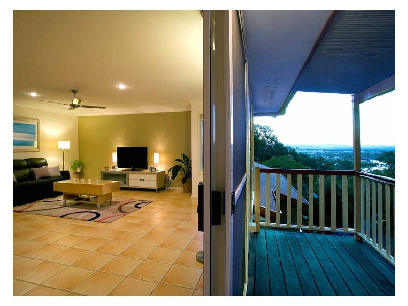 2/3 View Street, Burleigh Heads QLD 4220